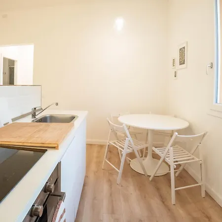 Realkasa Fioravanti B Apartment *